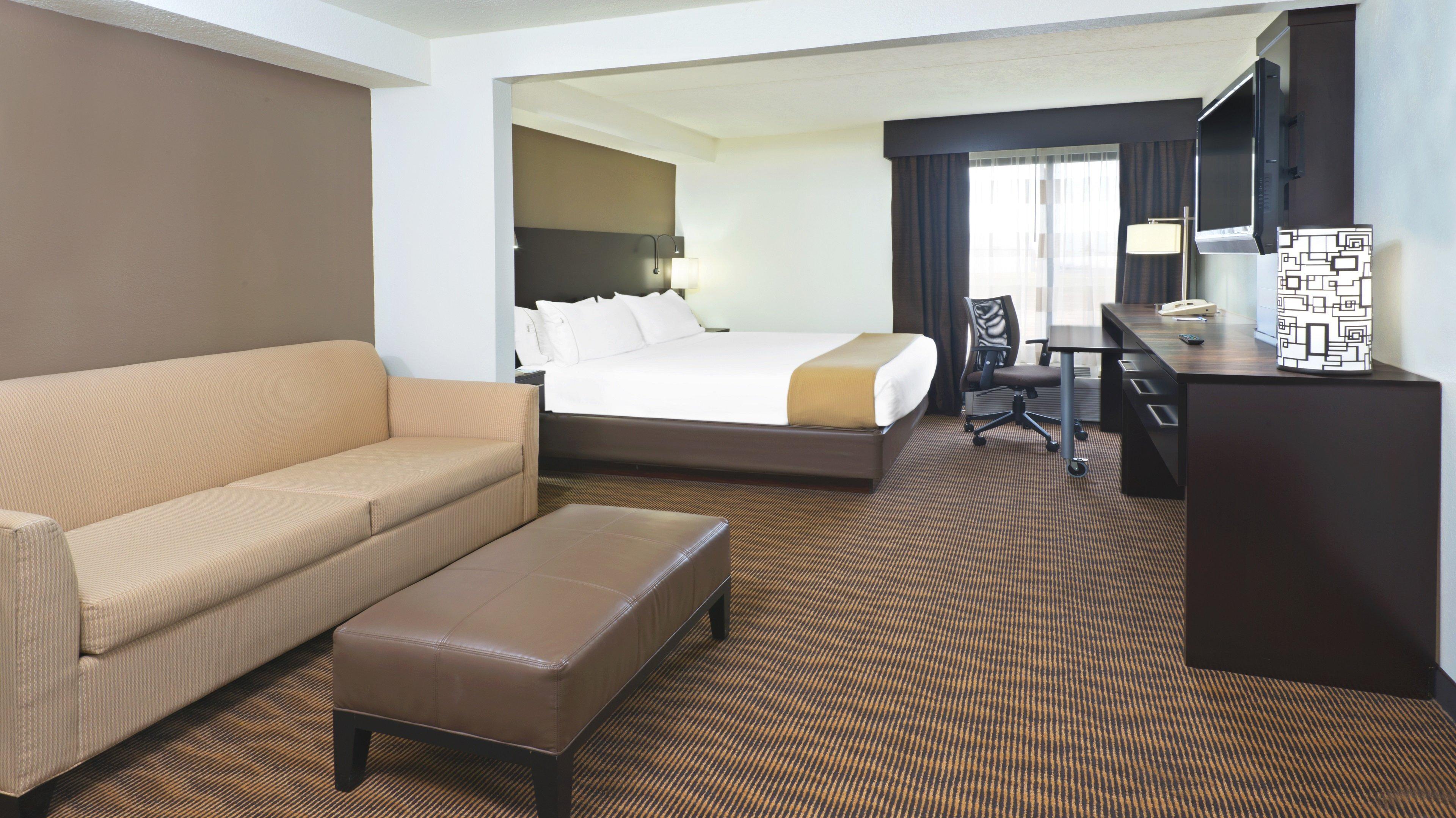 Holiday Inn Express Hotel & Suites Colby By Ihg Exteriér fotografie