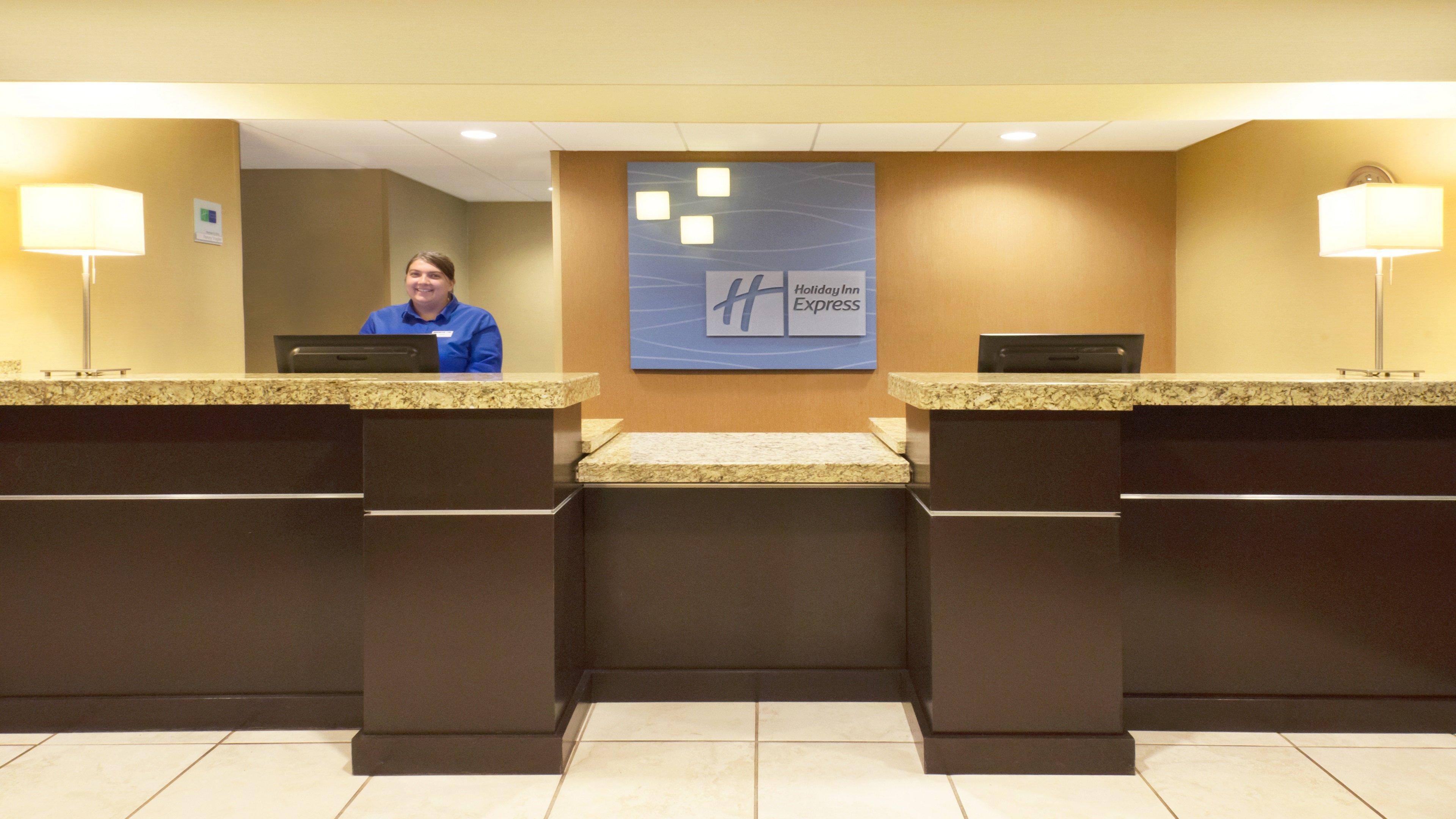 Holiday Inn Express Hotel & Suites Colby By Ihg Exteriér fotografie