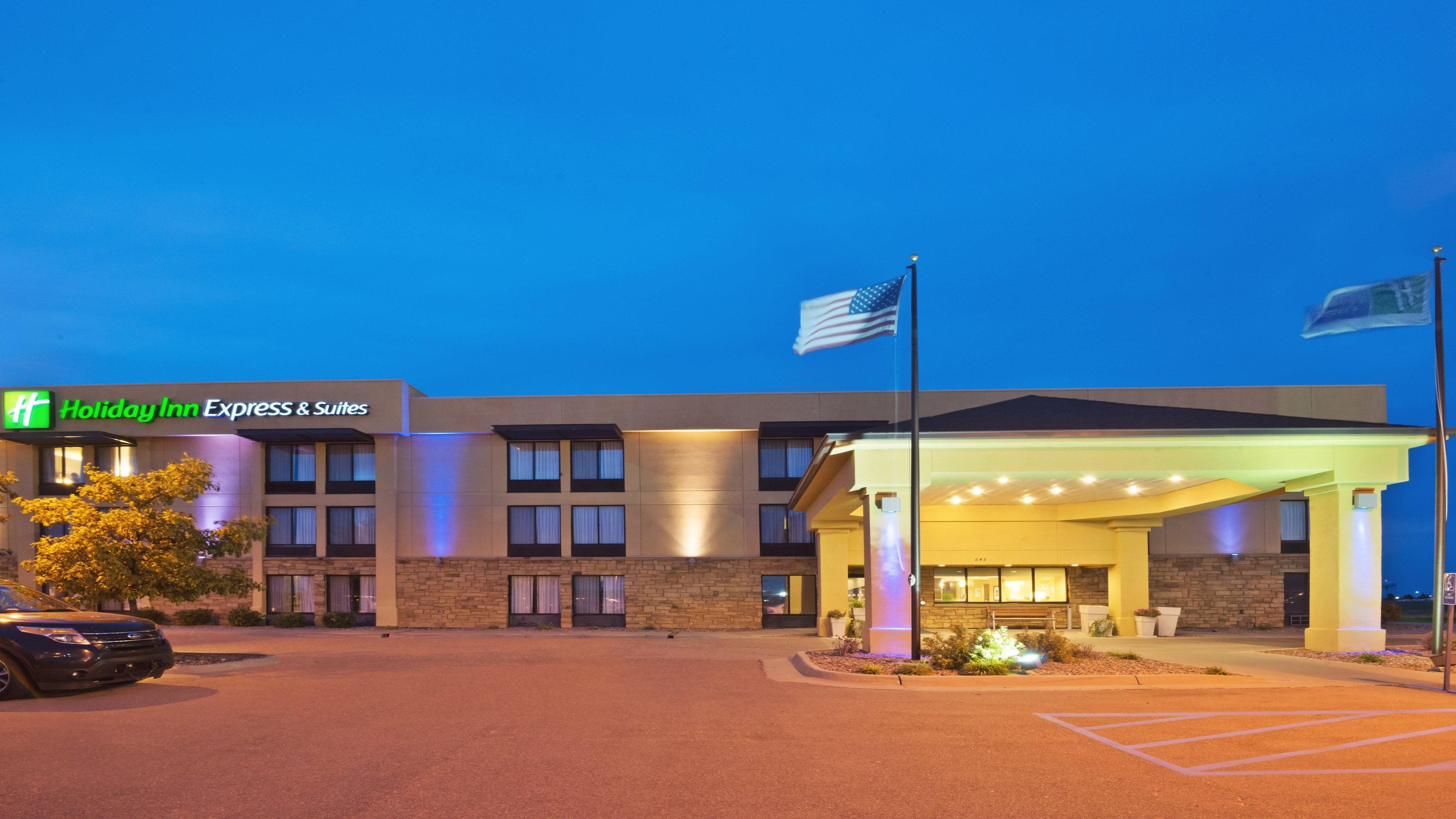 Holiday Inn Express Hotel & Suites Colby By Ihg Exteriér fotografie