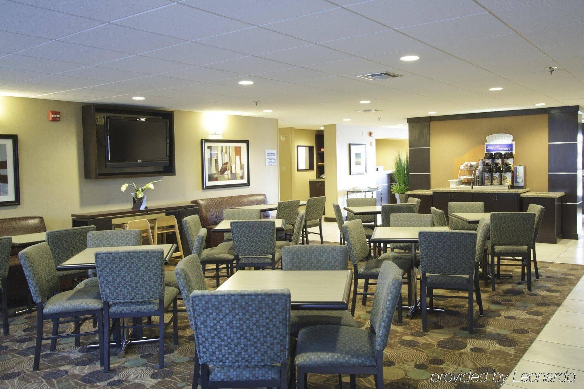 Holiday Inn Express Hotel & Suites Colby By Ihg Exteriér fotografie