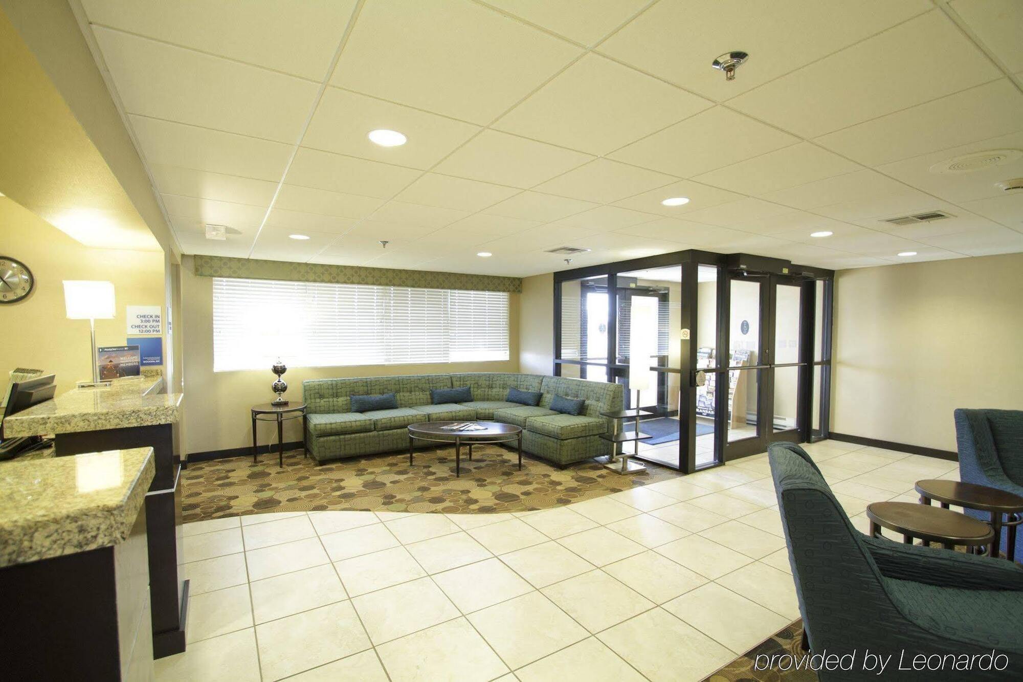 Holiday Inn Express Hotel & Suites Colby By Ihg Exteriér fotografie